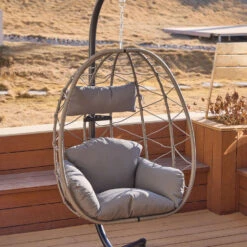 Hangstoel Van Rotan En Metaal In Zwart -LeenBakker Winkel 20ef9b3f3d994ceda1e58a55ffdde62a