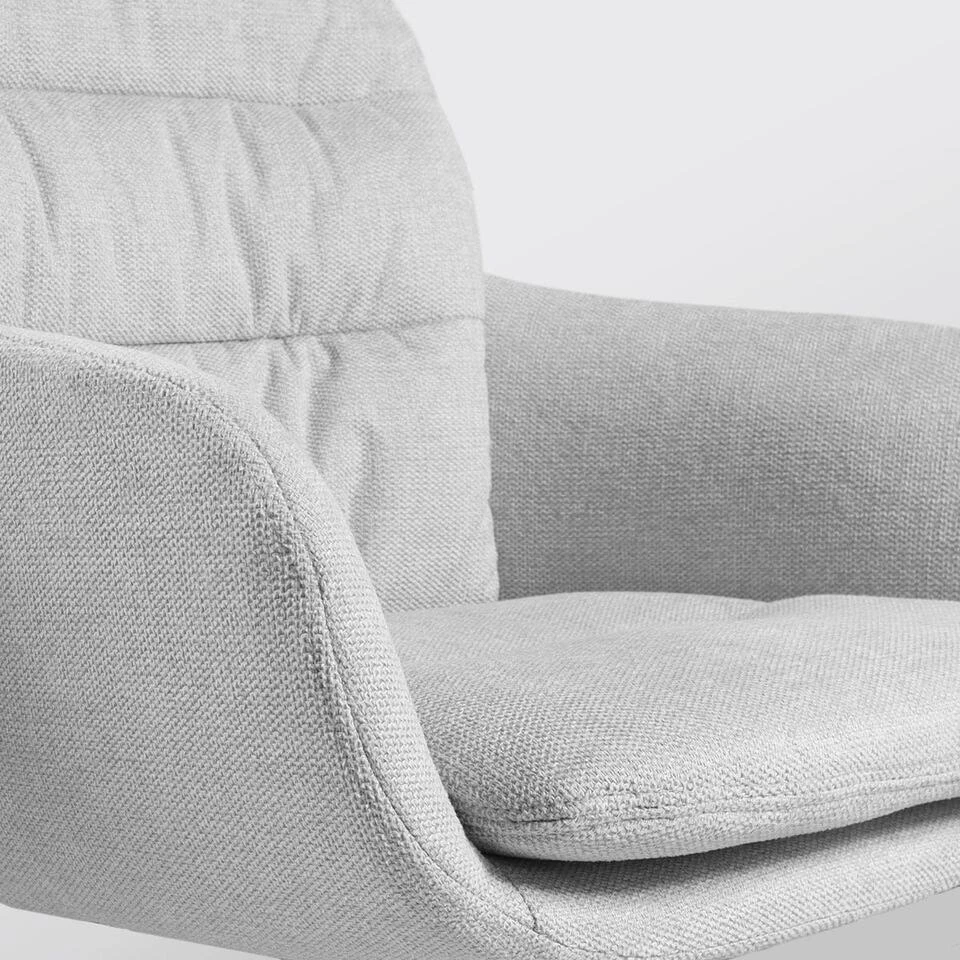 Nolon Nena-Mia Eetkamerstoel Grijs - Armleuning - Zwarte Houten Poten 5 Nolon Nena-Mia Eetkamerstoel Grijs - Armleuning - Zwarte Houten Poten - Afbeelding 3