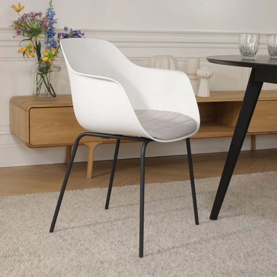 Nolon Nora-Liz Eetkamerstoel Wit - Beige Kussen - Zwarte Poten 9 Nolon Nora-Liz Eetkamerstoel Wit - Beige Kussen - Zwarte Poten - Afbeelding 7