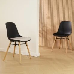 Nolon Nena-Pip Eetkamerstoel Zwart - Kunststof - Houten Poten 17 Nolon Nena-Pip Eetkamerstoel Zwart - Kunststof - Houten Poten -LeenBakker Winkel 57756ab67aff45ad9a635c925d77f755