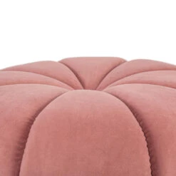 Pouf In Roze Fluweel Met Strepen -LeenBakker Winkel 5e8b9a9eb7c74475914d49f3759af220