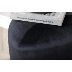 Svea - Troy Poef - Velvet - Zwart -LeenBakker Winkel 73eb6757ec814ffdb63a5bc712dffc34