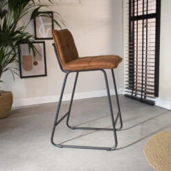 Industriële Barkruk Jelle Cognac - Zithoogte 65 Cm - Stof - Bruin -LeenBakker Winkel 8389c00aa21f4d5fae5ef874f5aafc78