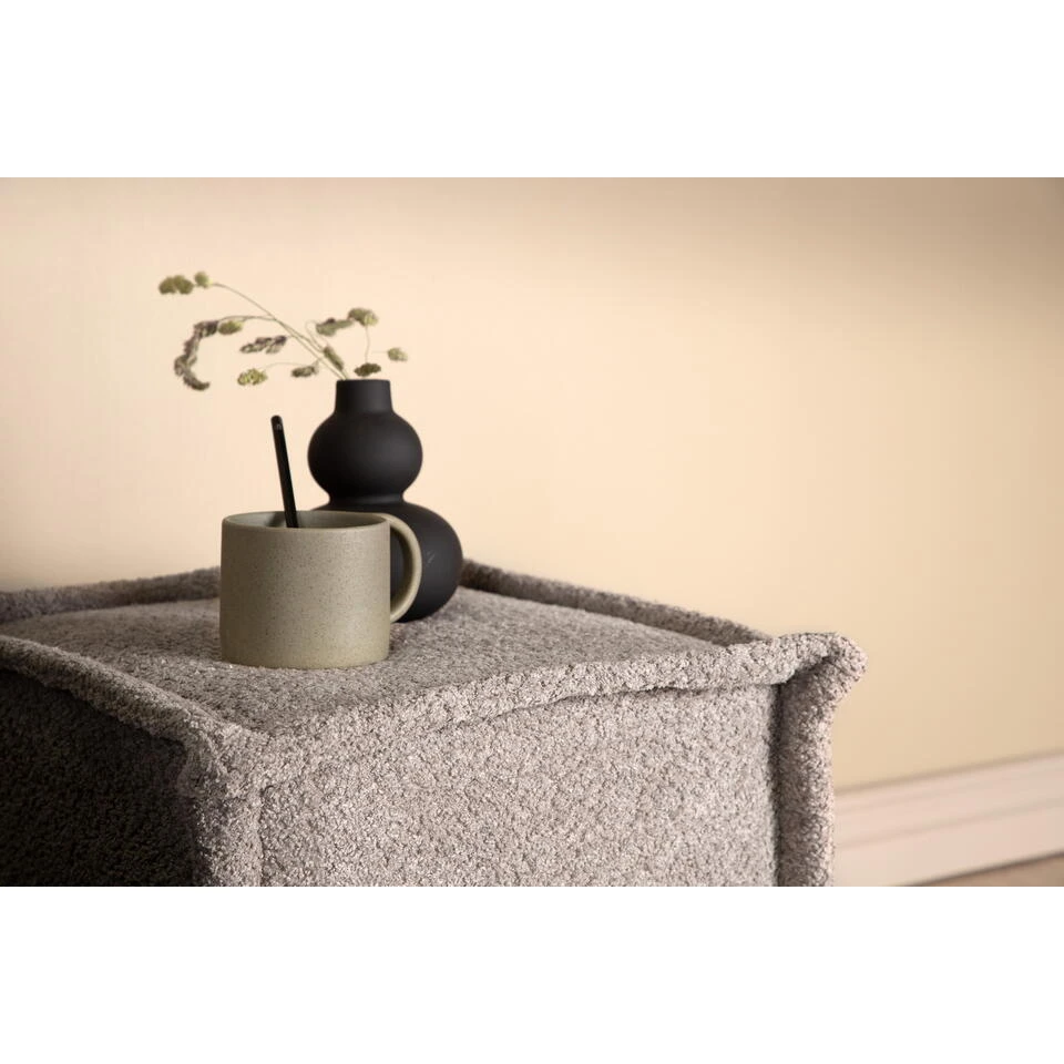 Fjôrd Poef Grijs Bouclé - 40x40x38cm - Scandinavisch - Poef Castine - Giga 6 Fjôrd Poef Grijs Bouclé - 40x40x38cm - Scandinavisch - Poef Castine - Giga - Afbeelding 4
