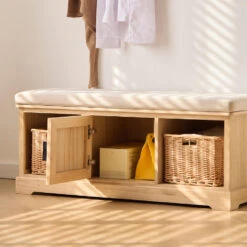 Houten Halbank Met 1 Deur En 2 Opbergvakken Met Beige Fluwelen -LeenBakker Winkel 99b506d792b54d7d9742f30014ddfc80