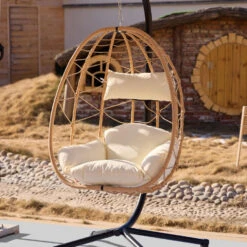 Hangstoel Van Bruin Rotan En Metaal 16 Hangstoel Van Bruin Rotan En Metaal -LeenBakker Winkel a924255418884ac1a253b91226532738