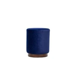 Pouf In Blauw Fluweel En Houten Basis 12 Pouf In Blauw Fluweel En Houten Basis -LeenBakker Winkel b4bd70ae61c344c3b8ffdee9635a7a37
