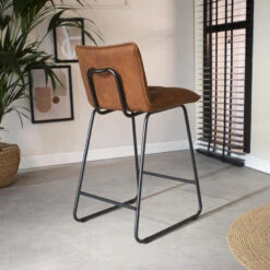 Industriële Barkruk Jelle Cognac - Zithoogte 65 Cm - Stof - Bruin -LeenBakker Winkel bd691f9f7d804b789bcd57e8e0fe22bb