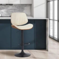 CLP Set Van 2 Barkruk Clawson Zwart Frame - Kunstleer - Walnoot/creme 11 CLP Set Van 2 Barkruk Clawson Zwart Frame - Kunstleer - Walnoot/creme -LeenBakker Winkel d0d84eec17964c47be72c8ad3c6cf39f