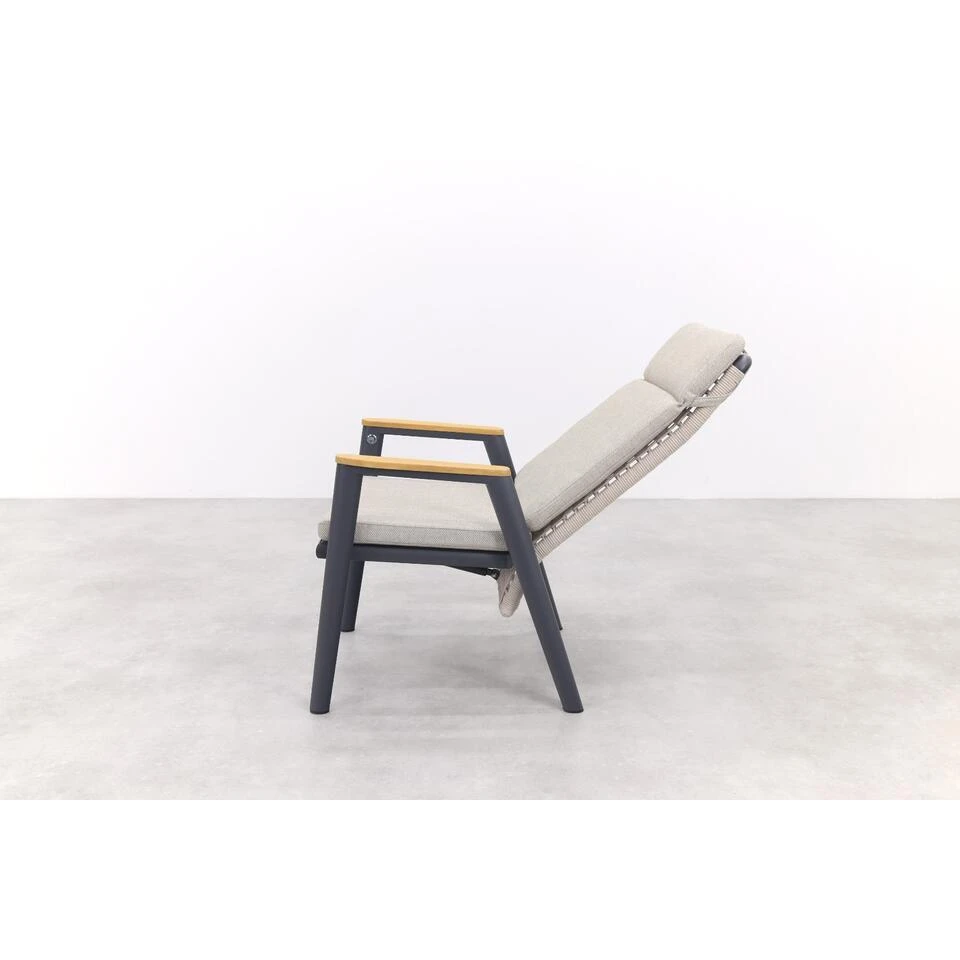 VDG Solaro Verstelbare Dining Tuinstoel - Light Rope / Teak Arm 14 VDG Solaro Verstelbare Dining Tuinstoel - Light Rope / Teak Arm - Afbeelding 12