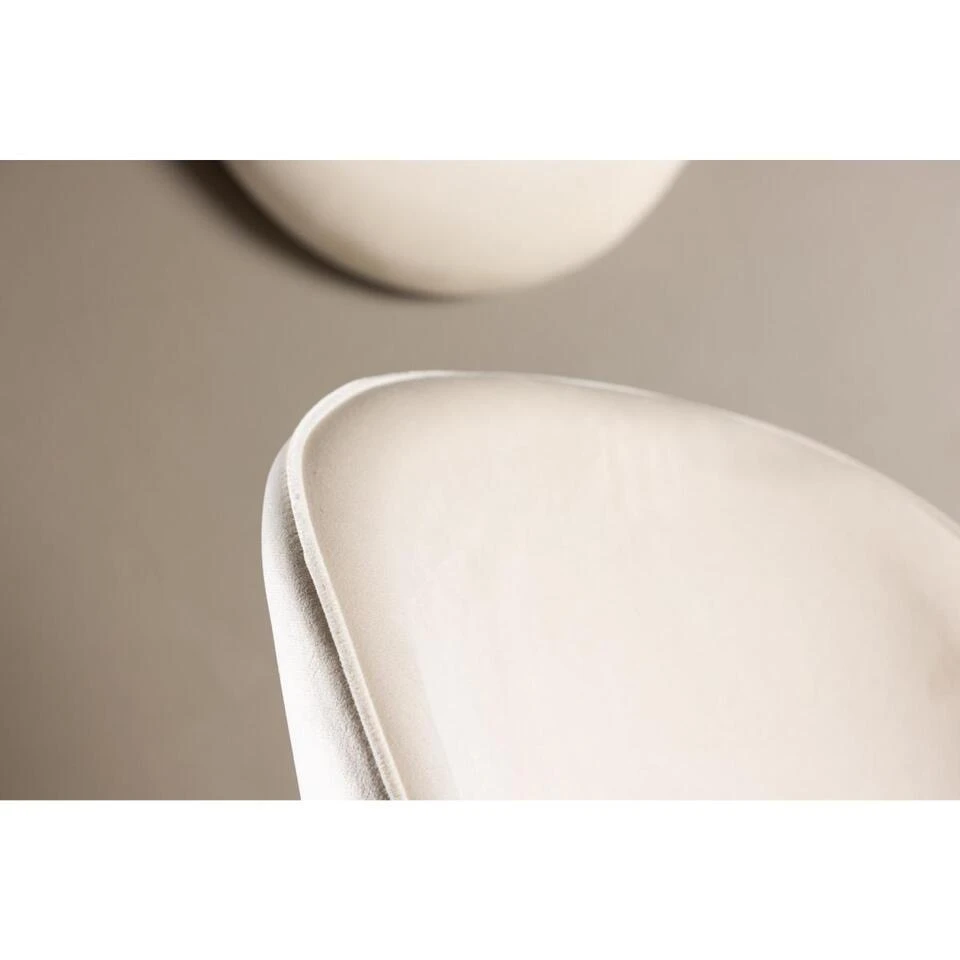Svea - Zako Eetkamerstoel - Velvet - Beige 6 Svea - Zako Eetkamerstoel - Velvet - Beige - Afbeelding 4